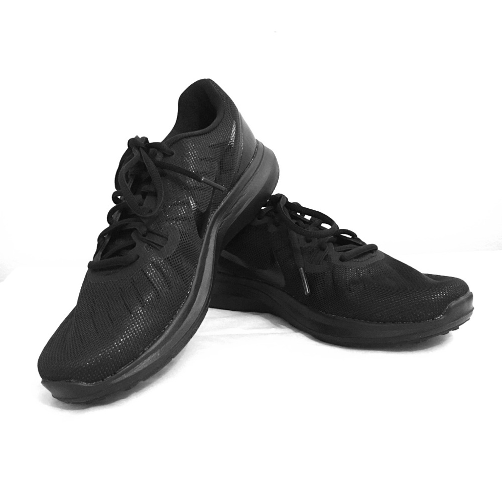 NWT Nike Training In Season TR 7